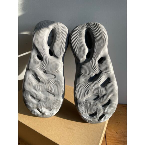 Adidas Yeezy Foam Runner MX Granite Size 10 main image 7